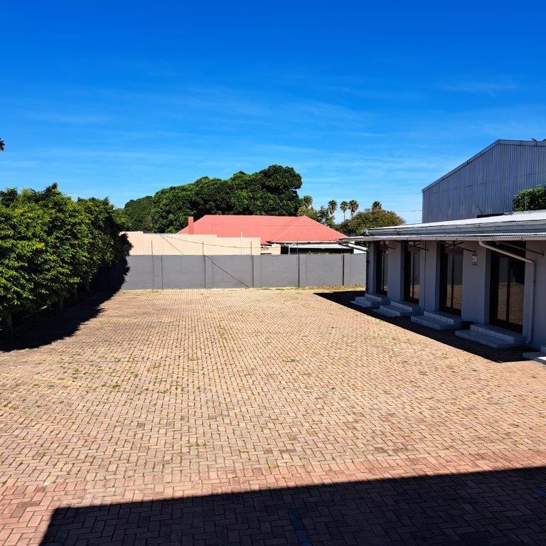 To Let commercial Property for Rent in Walmer Eastern Cape